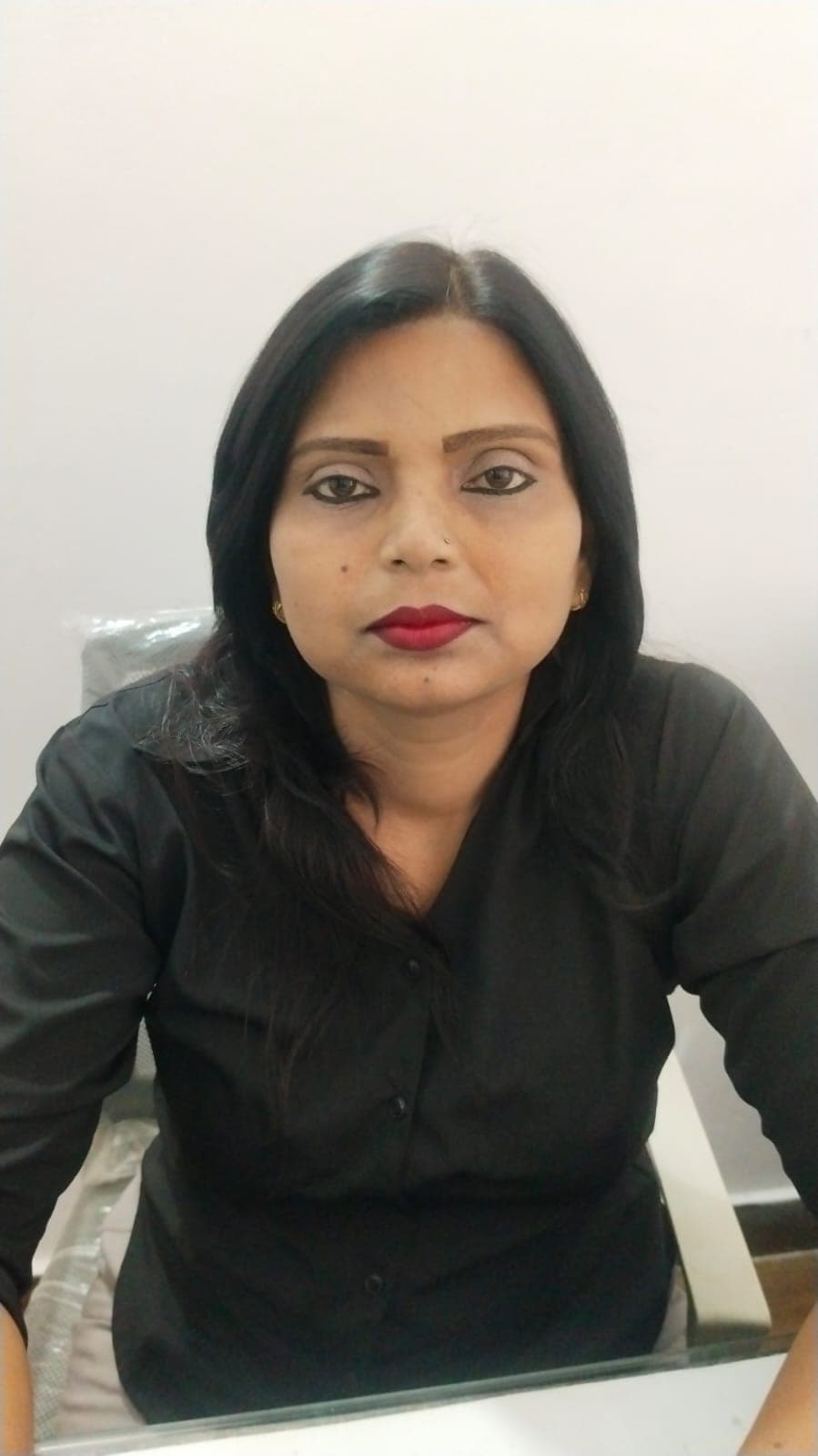 Tulsi Tiwari — Sales Manager